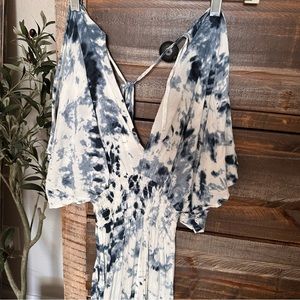 Japna tie-dye v-neck maxi dress size XS